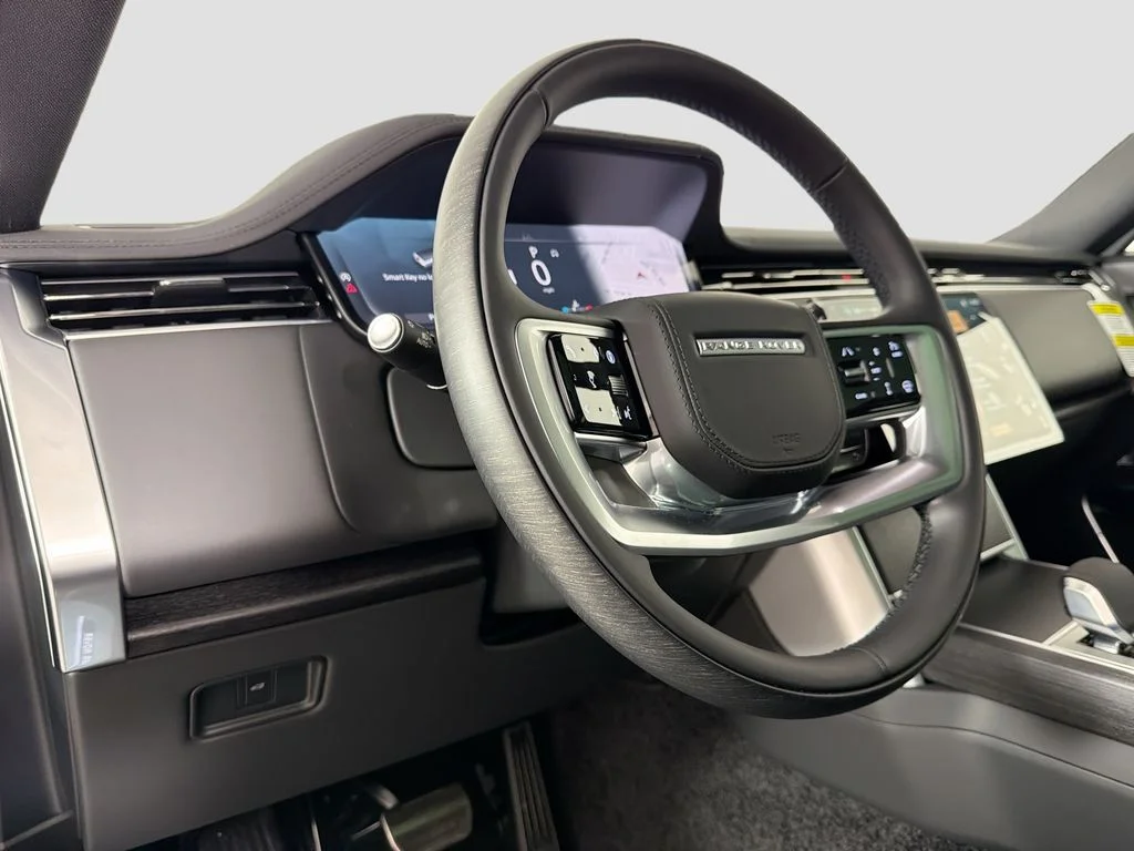 New 2026 Santorini Black Land Rover SE LWB 7-Seats / V8 image 9