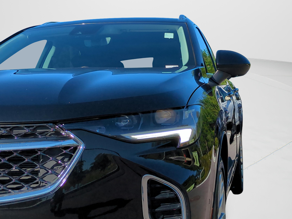 Used 2023 Black Buick Avenir image 25
