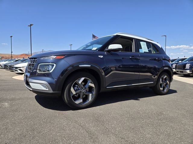 2025 Hyundai Venue Limited IVT's photo
