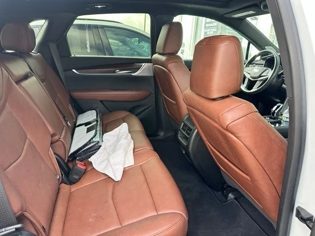 Used 2025 White Cadillac Premium Luxury image 12