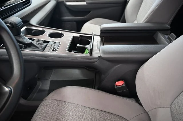 Used 2023 White Toyota LE image 22