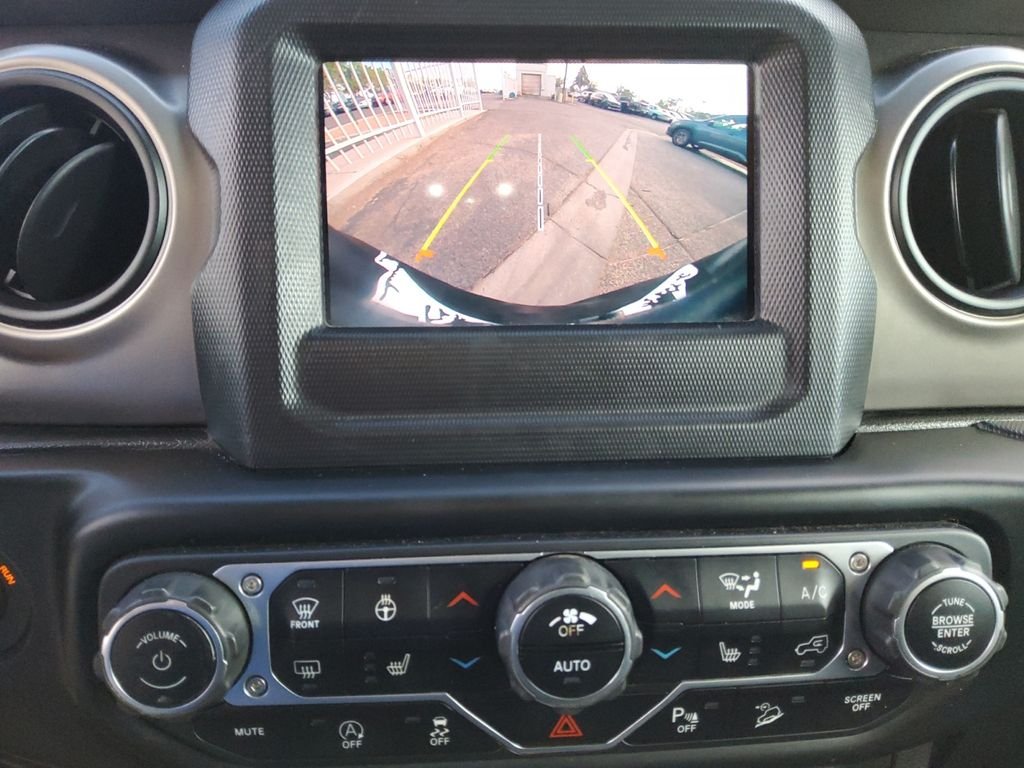 Used 2020 Green Jeep Sport image 26