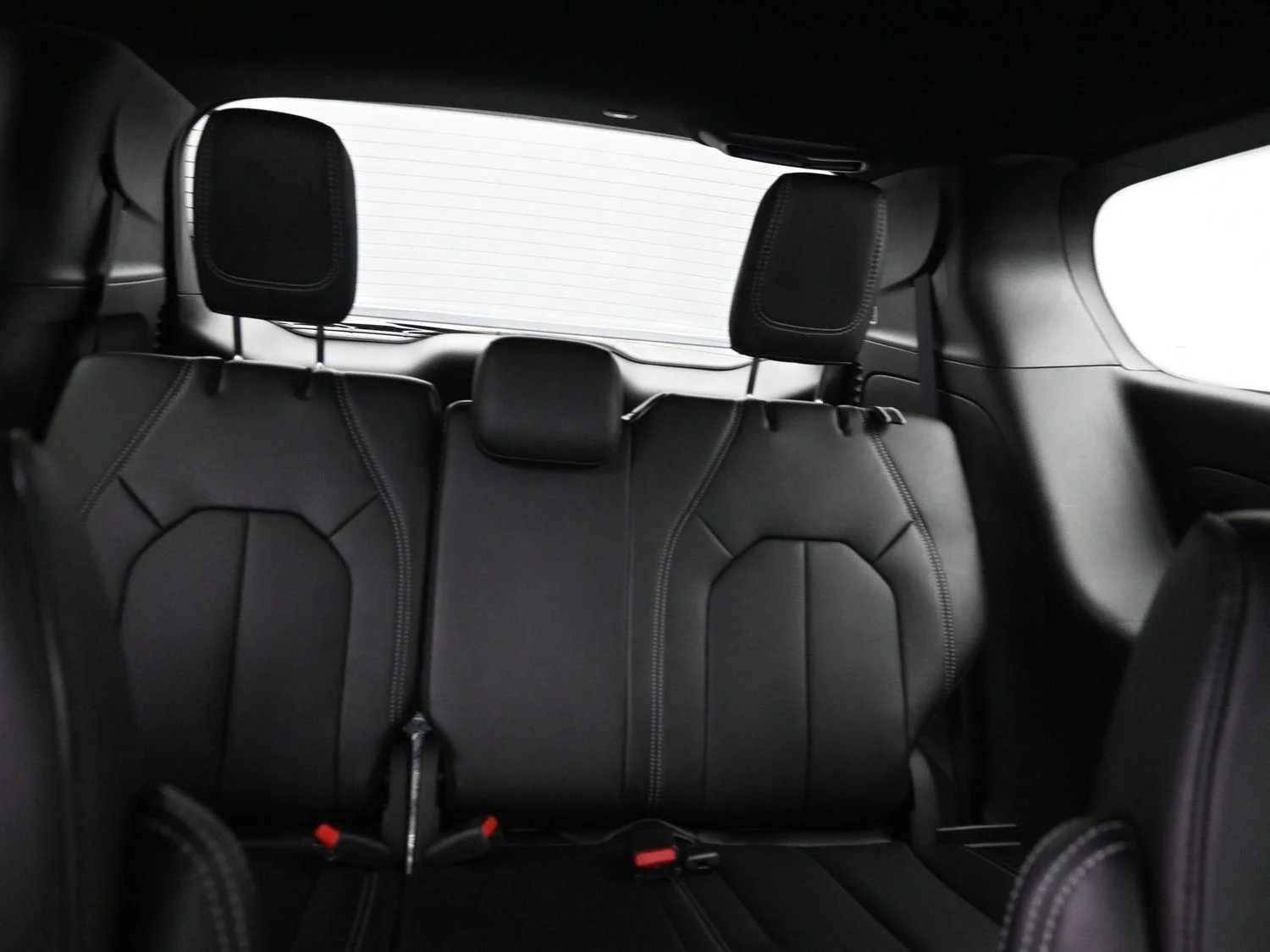2026 Chrysler Pacifica Select - Photo 15