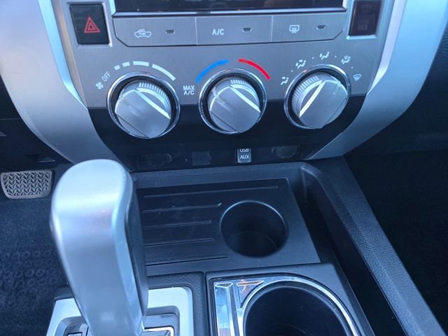 Used 2014 Black Toyota SR5 image 14