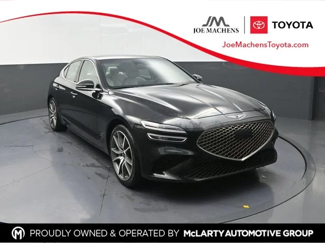 Used 2025 Black Genesis 2.5T image 1