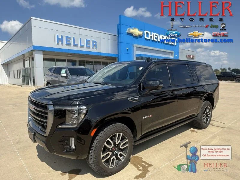 Used 2023 Onyx Black GMC AT4 image 1