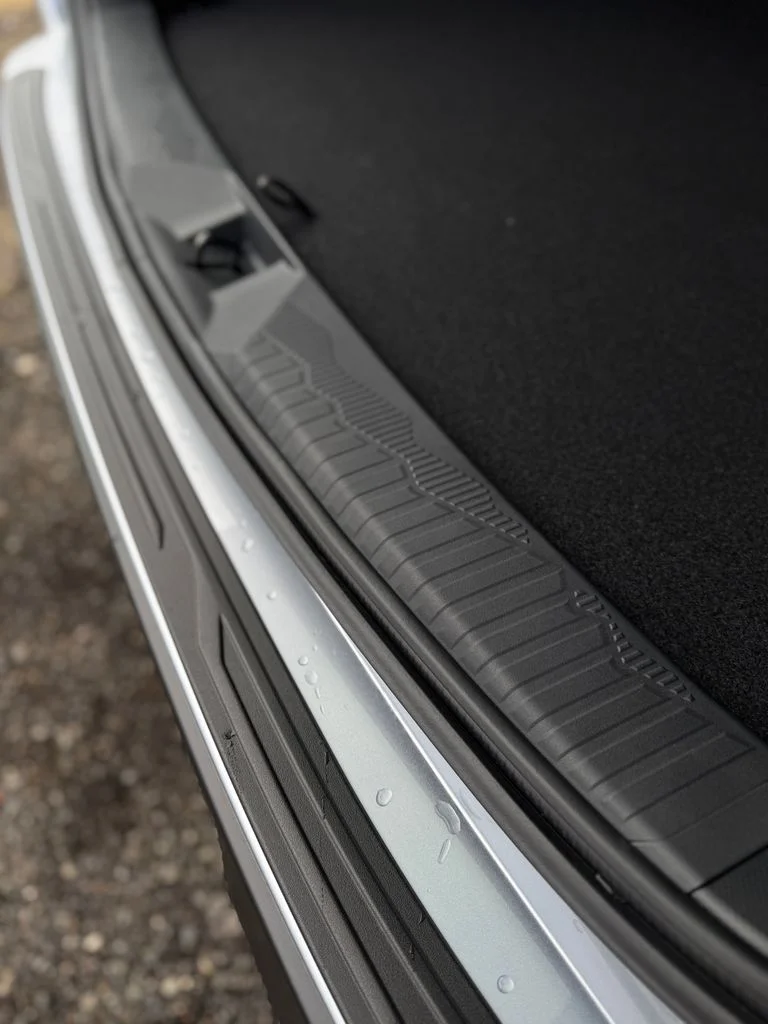 New 2026 ICE SILVER METALLIC Subaru Premium Hybrid image 88