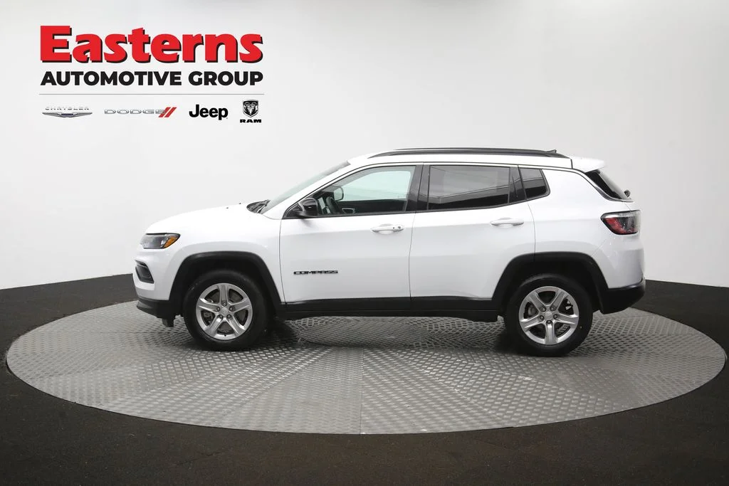 Certified Used 2024 White Jeep Latitude image 59
