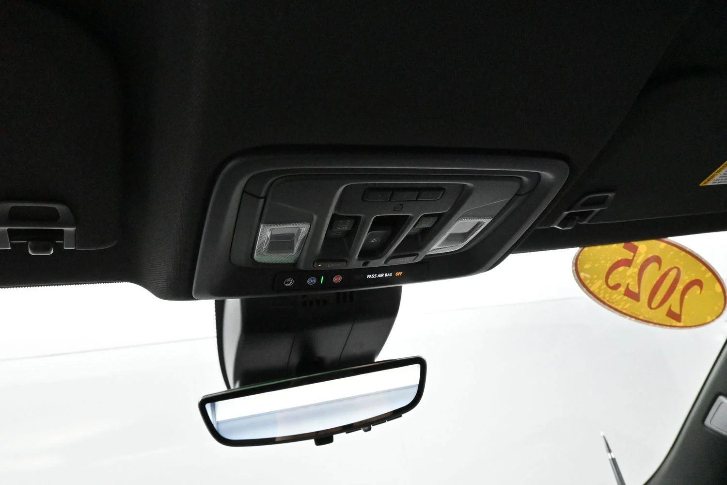 Used 2025 Onyx Black GMC AT4 image 27