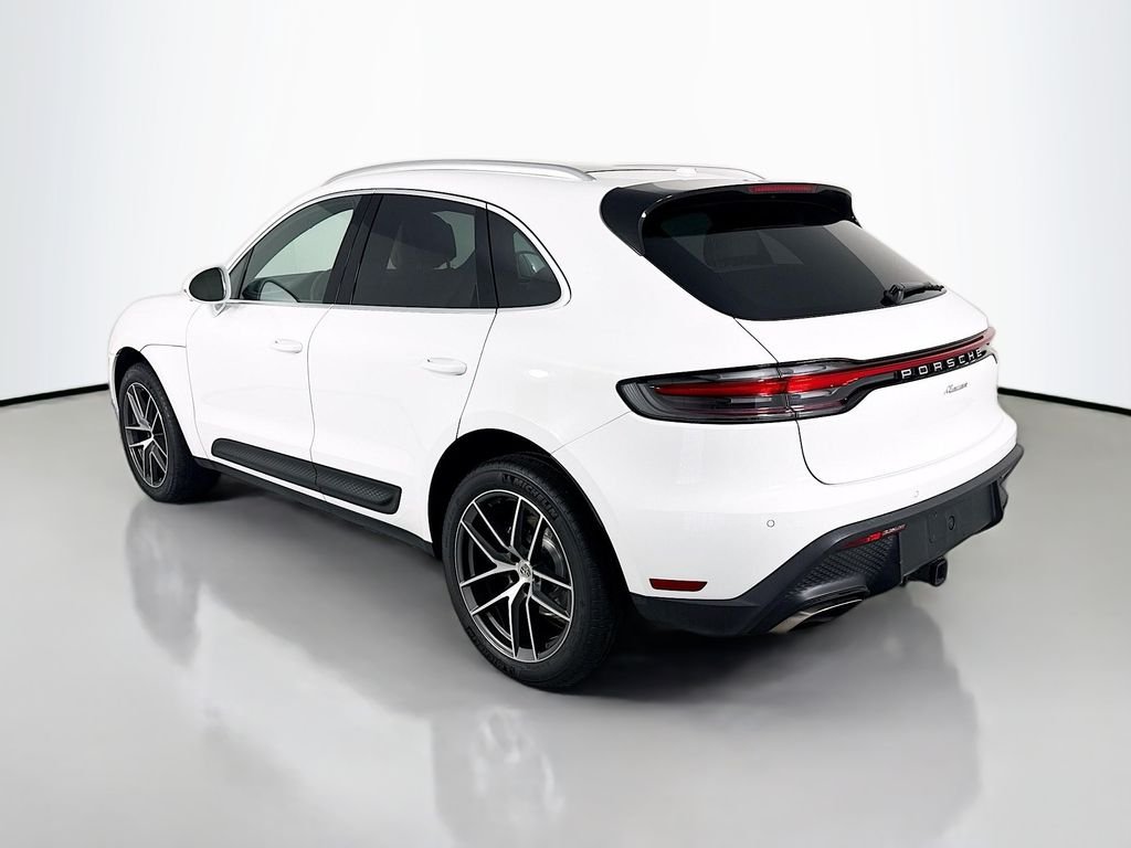 Used 2023 White Porsche  image 3