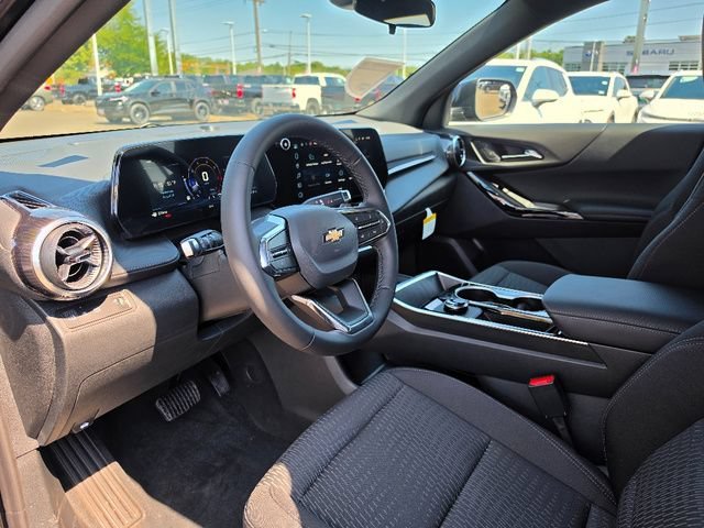New 2027 Mosaic Black Metallic Chevrolet LT image 13