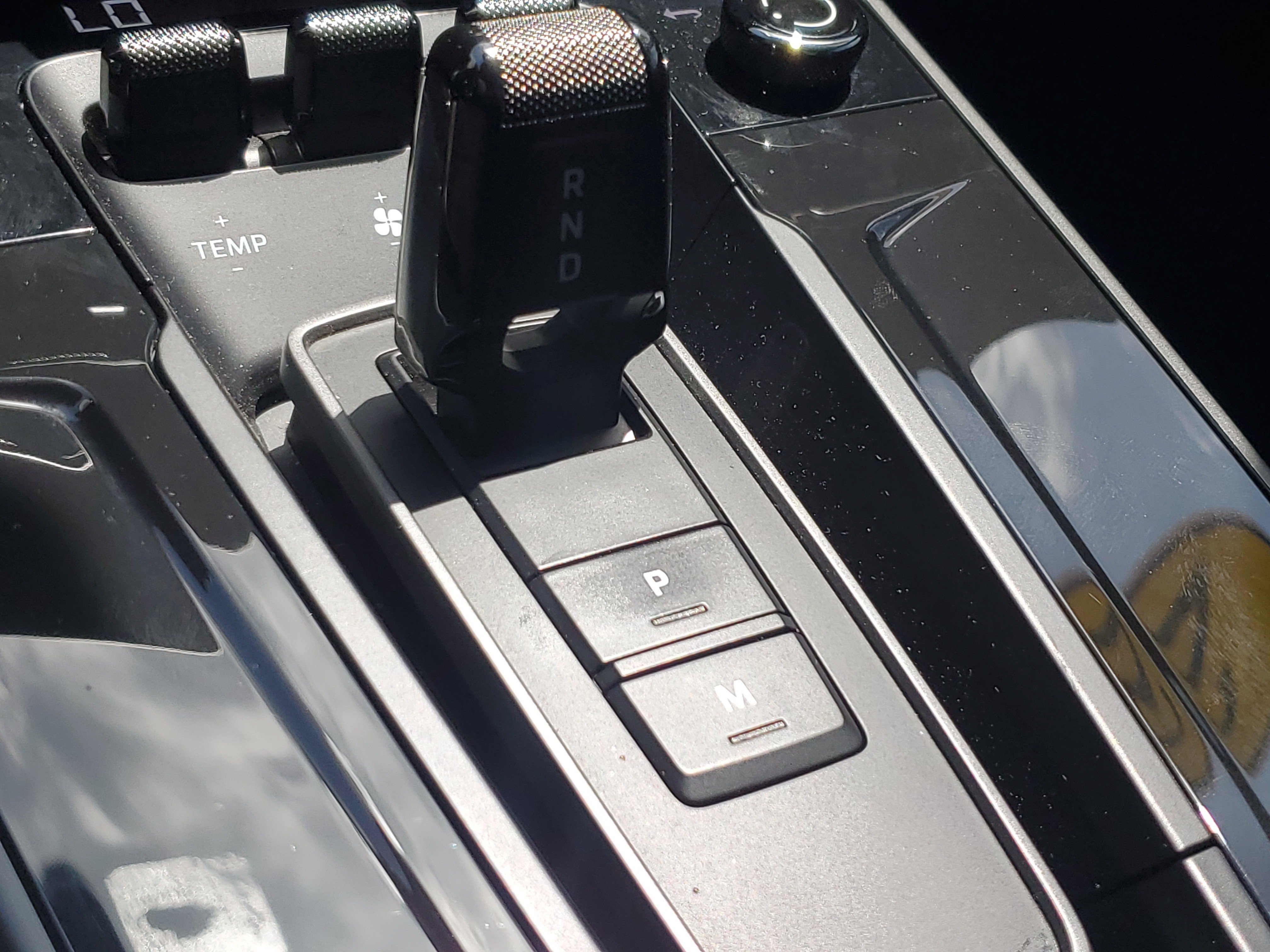 Used 2025 Arctic Grey Porsche Carrera image 31