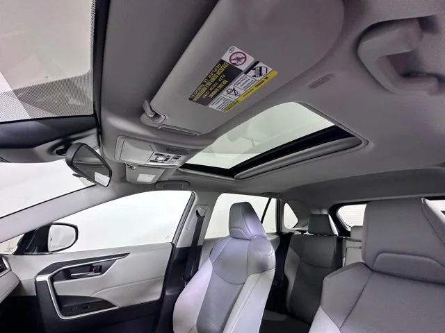 Used 2023 Blue Toyota XLE Premium image 23
