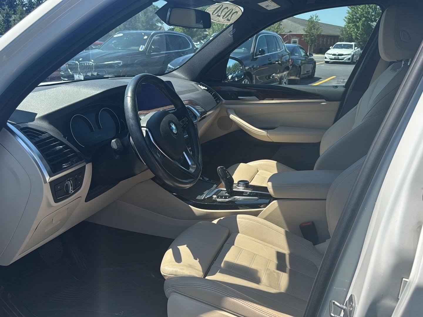 Used 2020 Alpine White BMW xDrive30i image 9