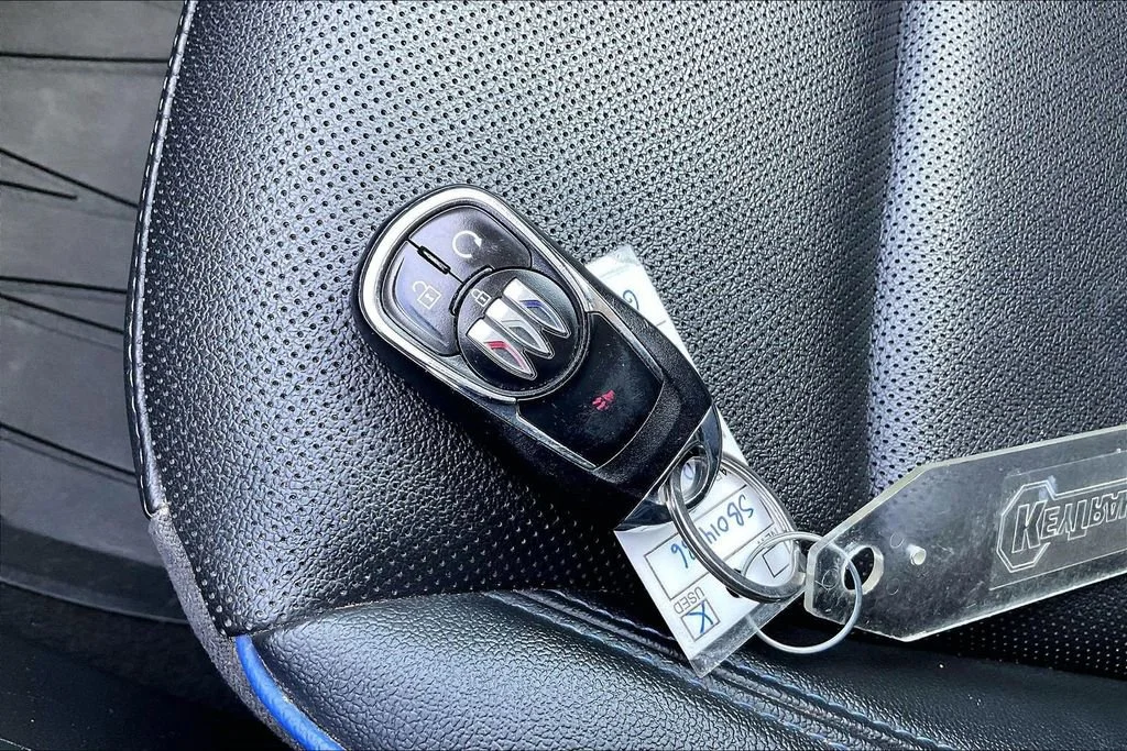 Used 2025 Ebony Twilight Metallic Buick Sport Touring image 35