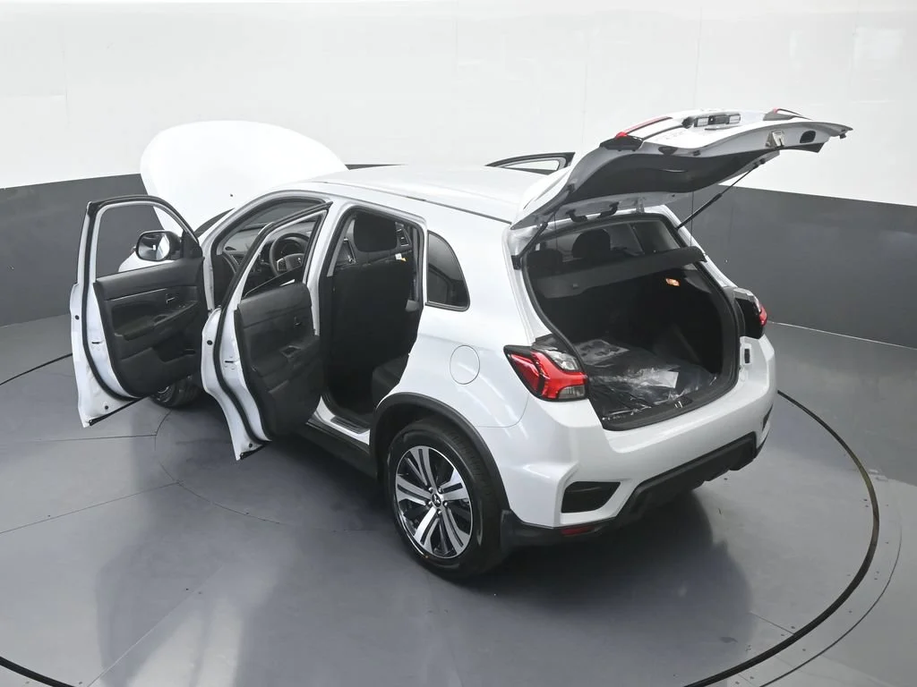 New 2027 White Diamond Mitsubishi 2.0 ES 2WD image 59