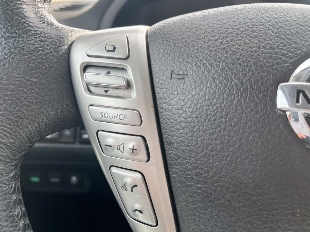 Used 2015 Silver Nissan SV image 13
