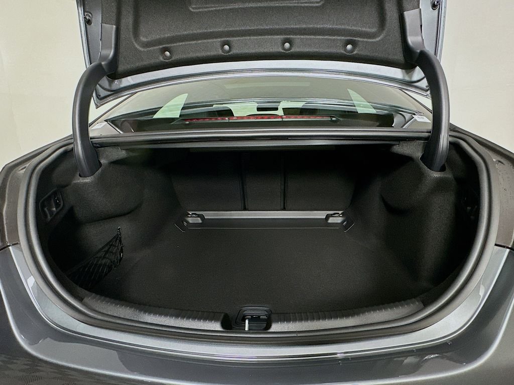 New 2026 Selenite Grey Metallic Mercedes-Benz C 300 image 27