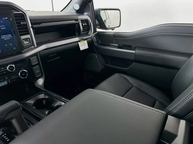 New 2026 Carbonized Gray Metallic Ford XLT image 24