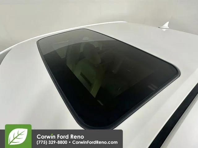 Used 2012 Super White Toyota XLE image 23