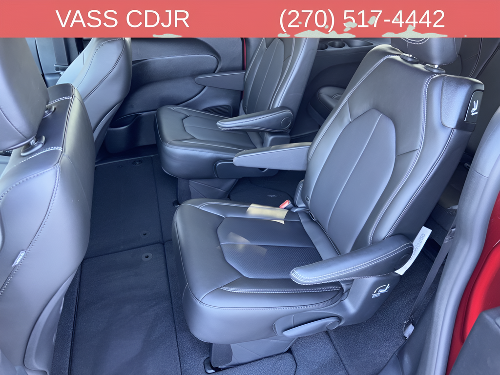 2026 Chrysler Pacifica Select - Photo 30