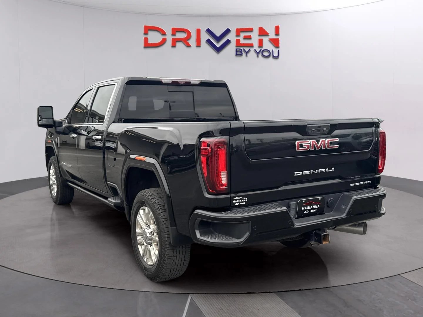 Used 2023 Onyx Black GMC Denali image 3