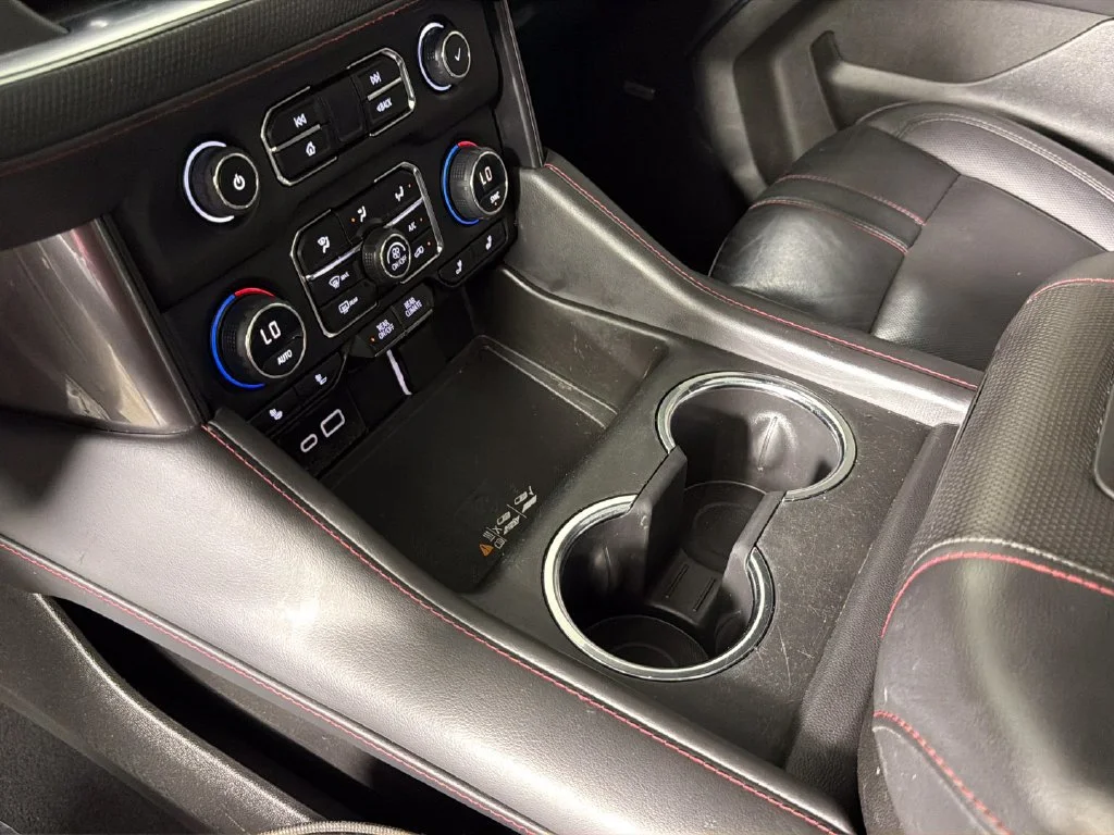 Used 2023 IRIDESCENT PEARL TRICOAT Chevrolet RST image 24