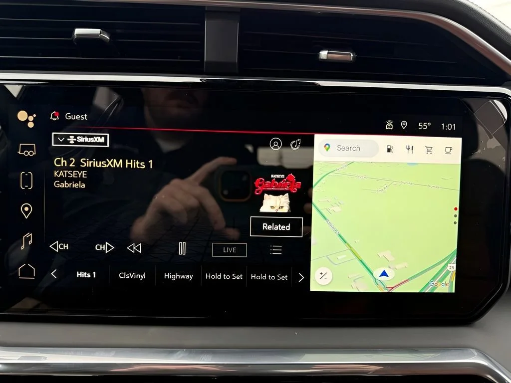 New 2026 Glacier White Tricoat GMC Denali Ultimate image 21