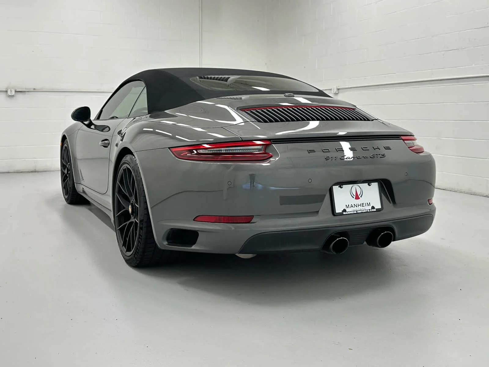 Used 2019 Agate Grey Metallic Porsche Carrera GTS image 15