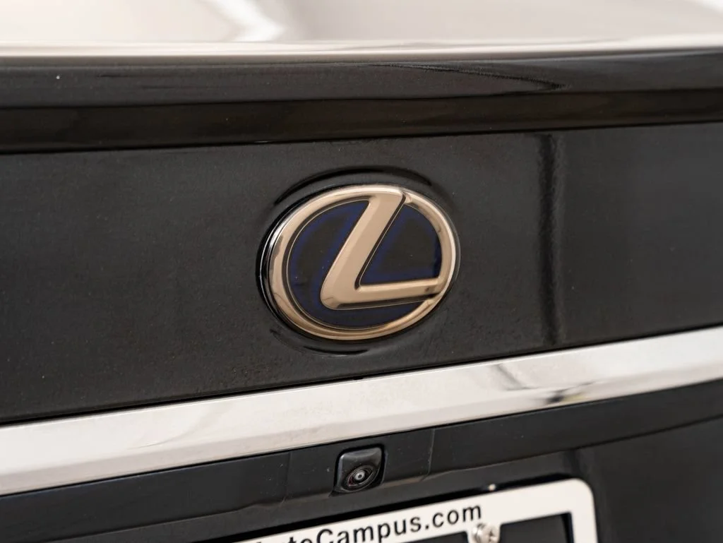 Used 2022 Graphite Black Lexus 300h image 17