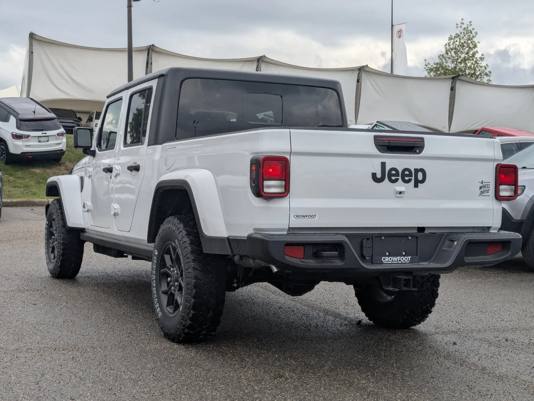 New 2026 White Jeep Willys - - 4x4 - E- Locker Rear Axle - Blk 3-Pc Freedom Top - Heated Seats - Willys Susp & More! image 6