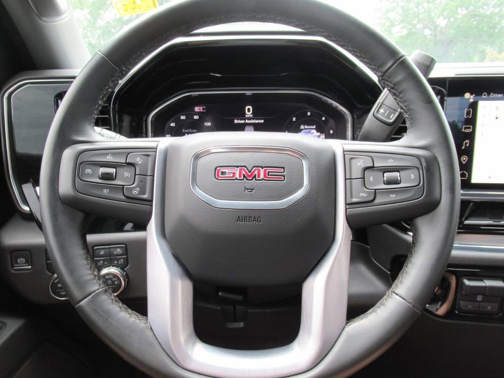 2024 GMC Sierra 1500 SLT - Photo 22