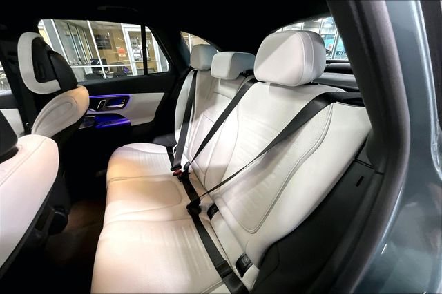 New 2026 Silver Mercedes-Benz GLC 300 image 8