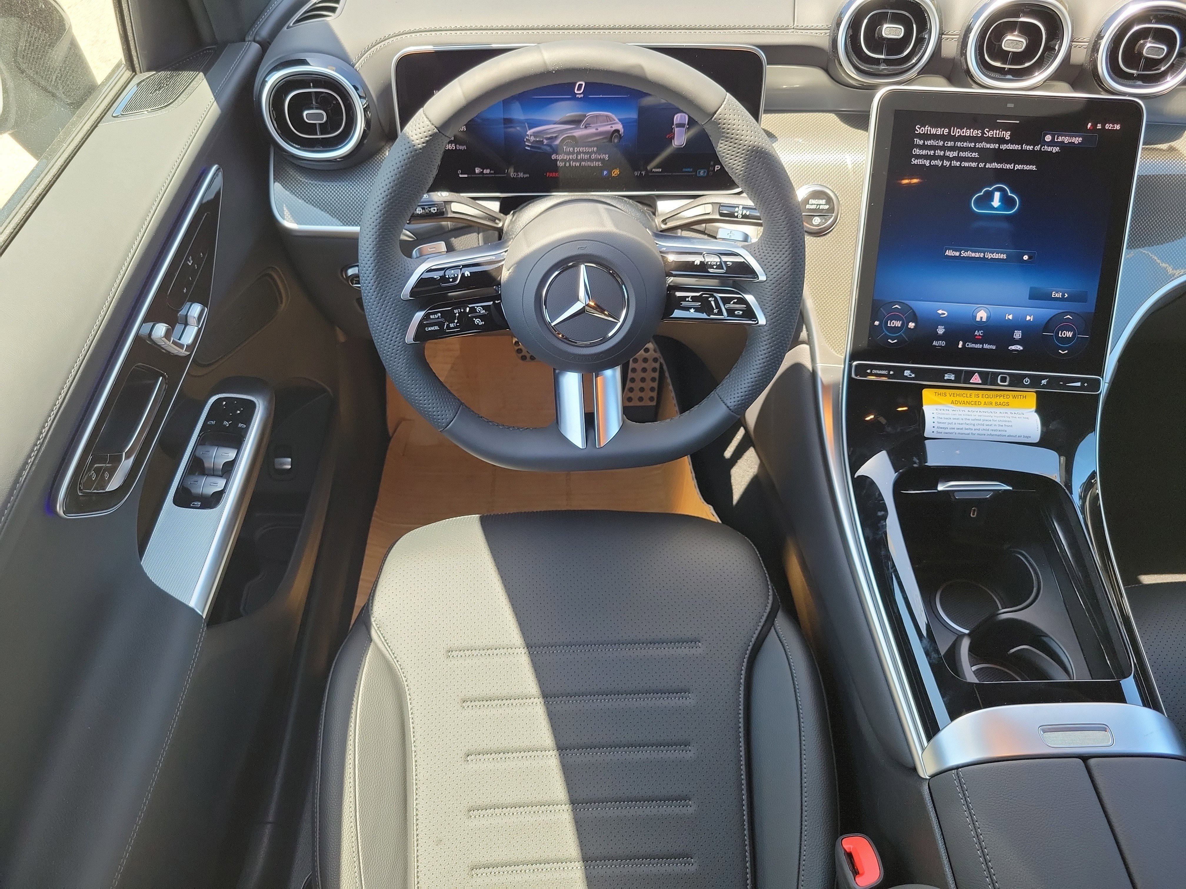 New 2026 MANUFAKTUR Alpine Grey Mercedes-Benz GLC 300 image 38