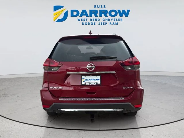 Used 2018 Red Nissan SV image 4