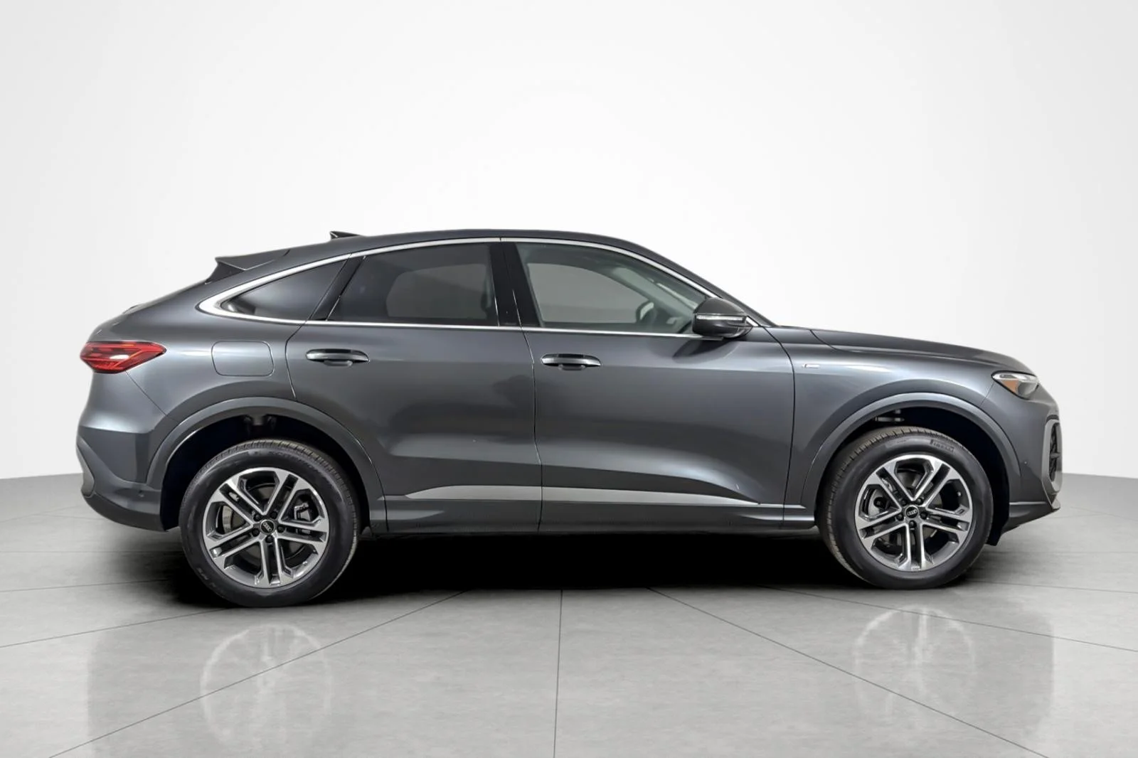 New 2026 Daytona Gray Metallic Audi Premium 2.0 TFSI quattro image 7