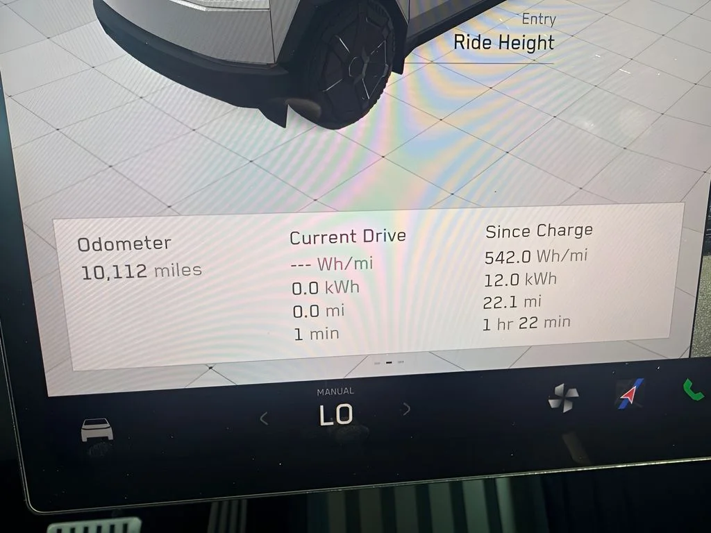 Used 2024 Silver Tesla Base image 20