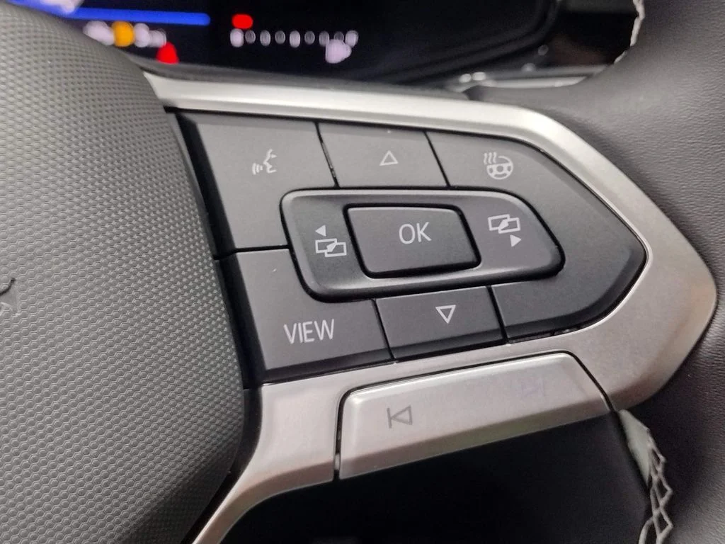 New 2026 Black Volkswagen 1.5T S image 23