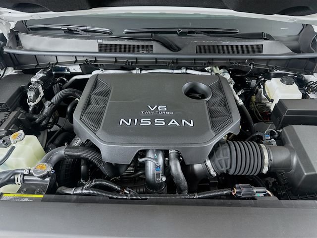 2025 Nissan Armada PRO-4X - Photo 10