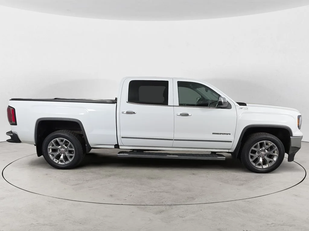Used 2018 Summit White GMC SLT image 6