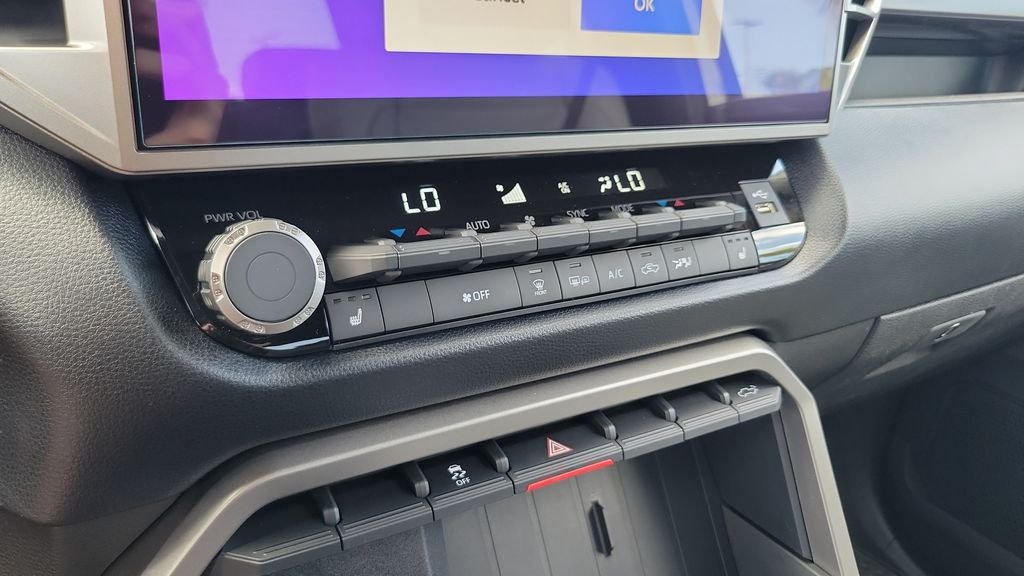2026 Toyota Tundra SR5 - Photo 18