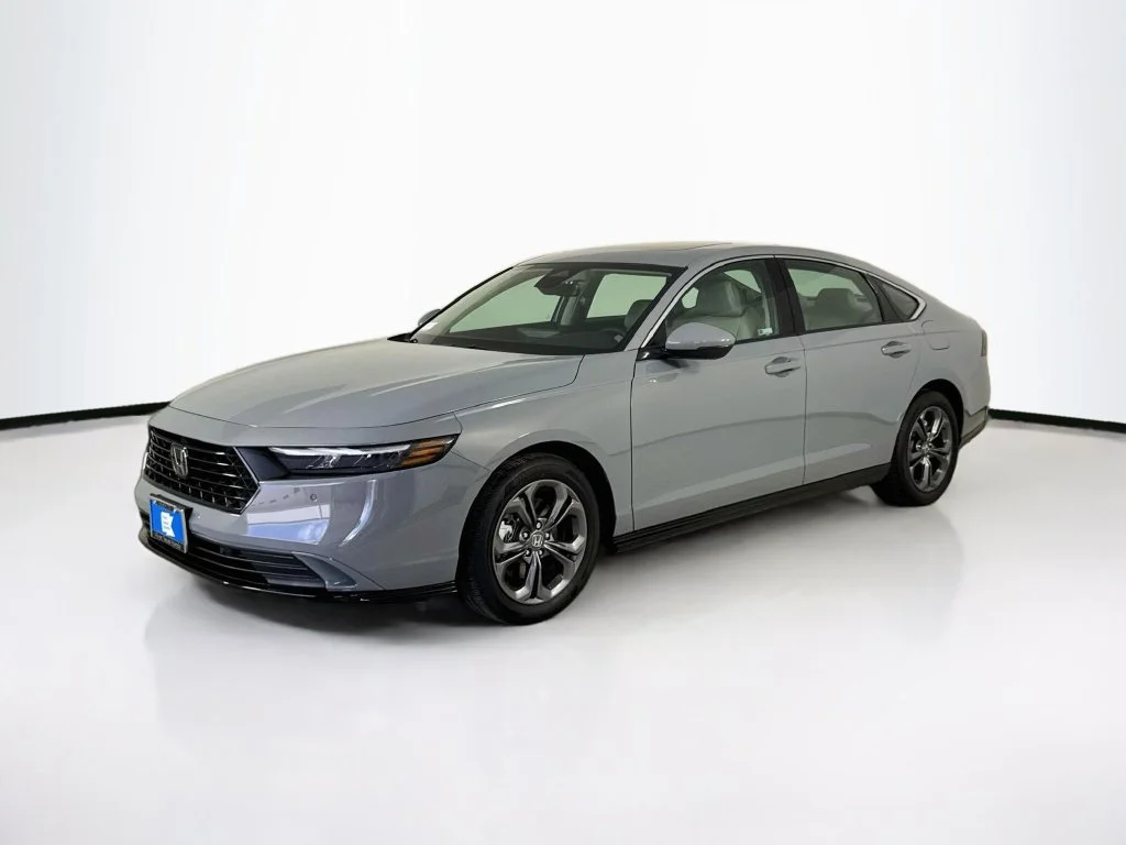New 2026 Urban Gray Pearl Honda EX-L image 3