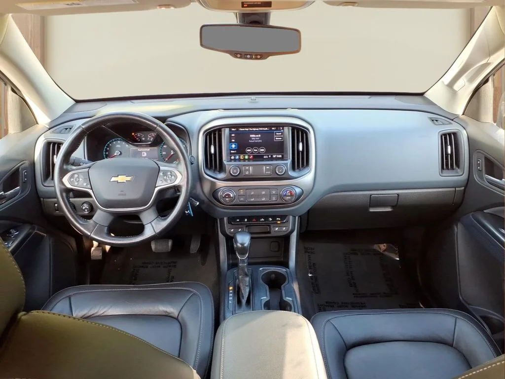 Used 2022 Blue Chevrolet Z71 image 23