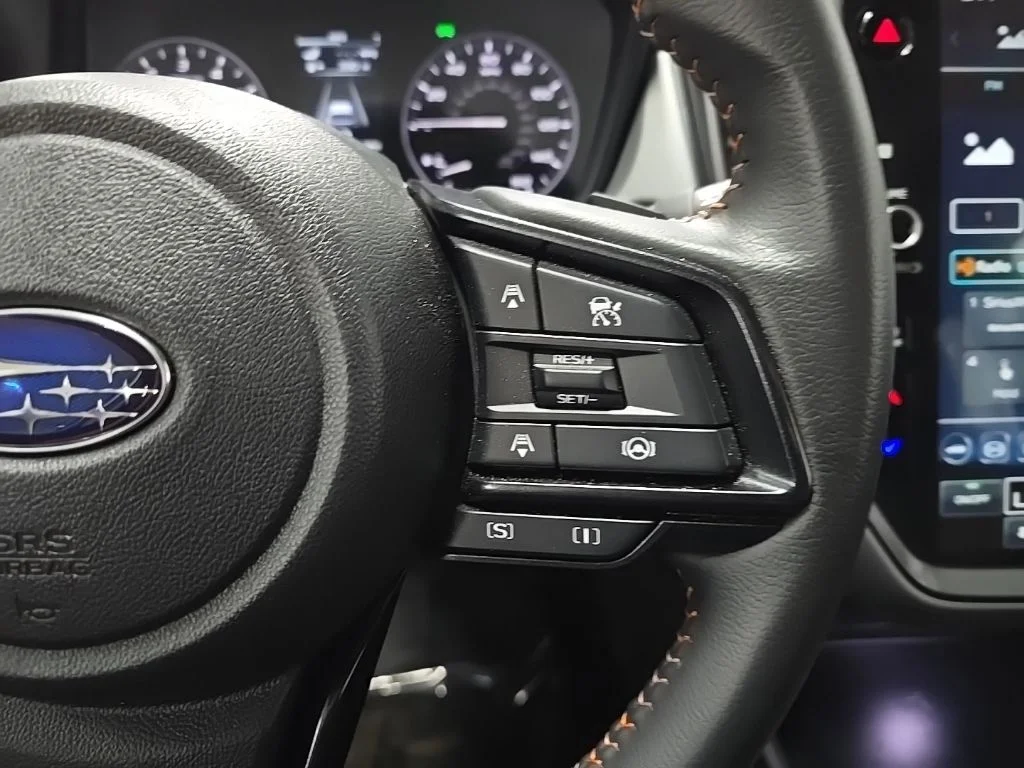 Used 2025 Silver Subaru Limited image 22