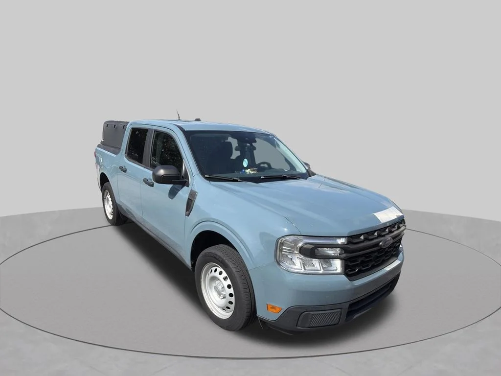 Used 2023 Blue Ford XL image 9