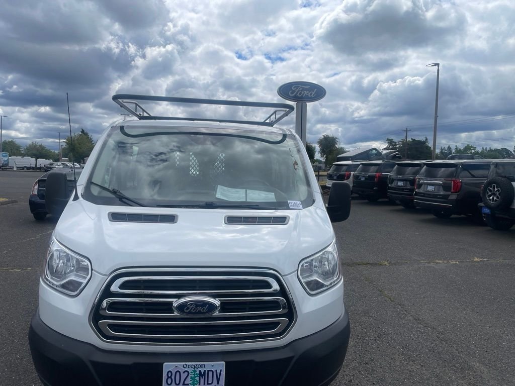 Used 2019 Oxford White Ford Base image 2