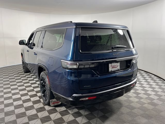 New 2026 Fathom Blue Pearl-Coat Exterior Paint (Late Availability) Jeep Limited Reserve image 3