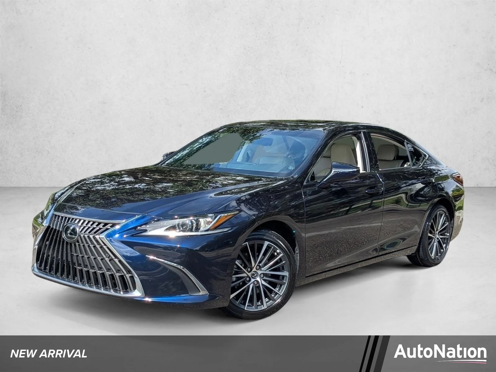 2025 Lexus ES 350 350's photo