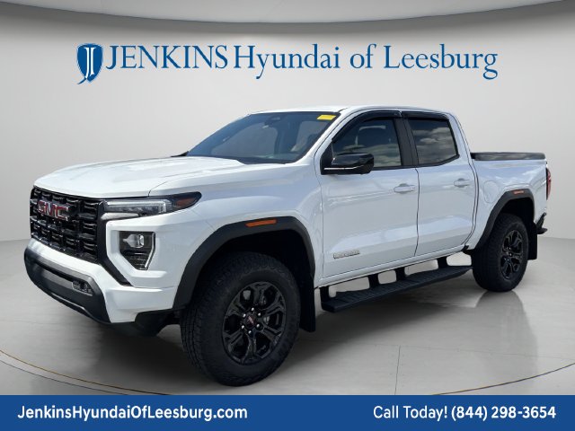 Used 2024 Summit White GMC Elevation image 11