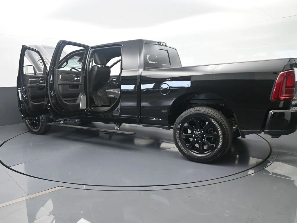 Used 2026 Diamond Black Crystal Pearlcoat Ram Laramie image 75